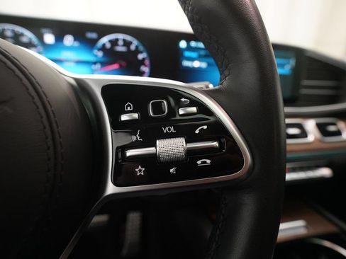 Used 2022 Mercedes-Benz GLS 450 4MATIC image 20
