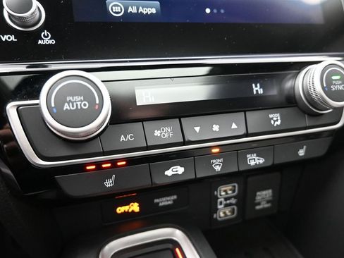 Used 2020 Honda Insight Touring image 16