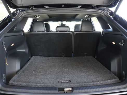 Used 2023 Volkswagen Atlas Cross Sport SE FWD image 30