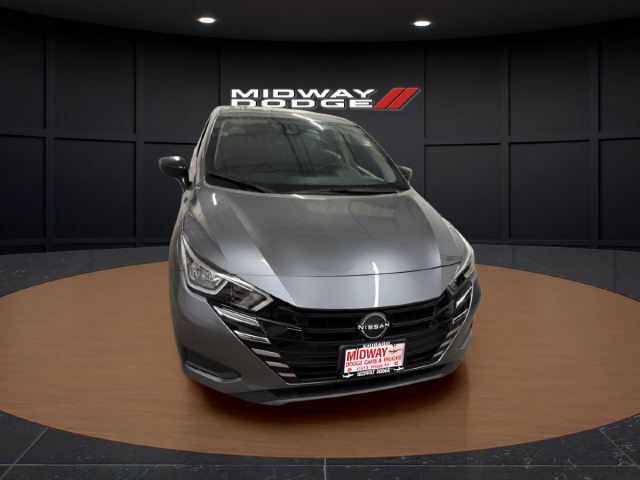 Used 2024 Nissan Versa S FWD image 5