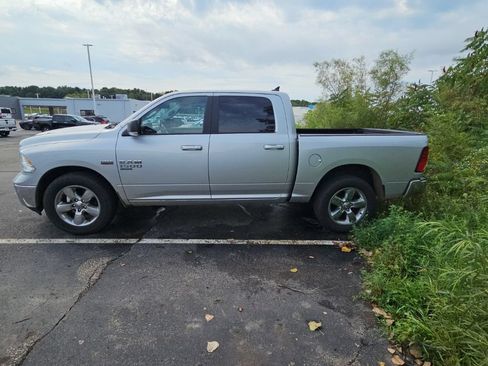 Used 2019 RAM 1500 Big Horn AWD/4WD image 8