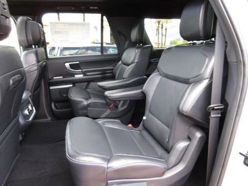 New 2026 Ford Expedition Max Platinum AWD/4WD image 23