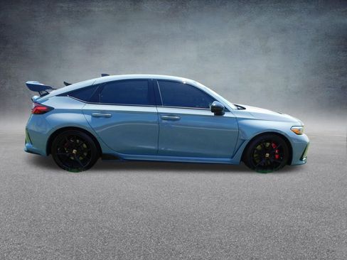 Used 2025 Honda Civic Type R image 2