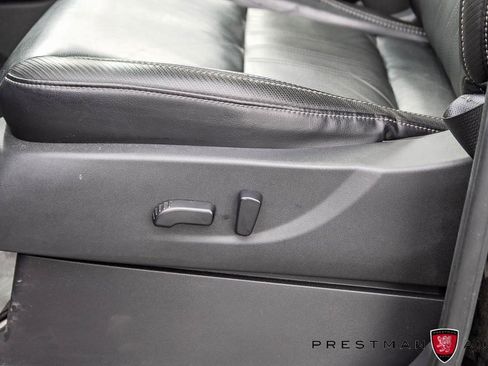 Used 2024 Nissan Frontier SL w/ Technology Package image 26