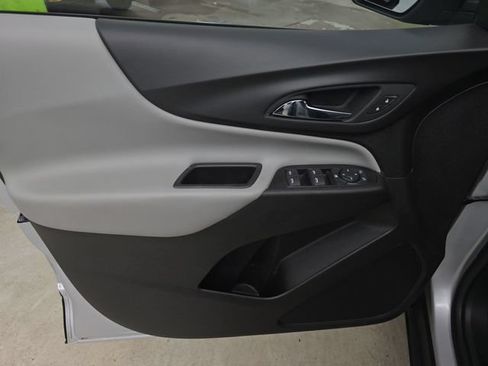 Used 2019 Chevrolet Equinox LT AWD/4WD image 25