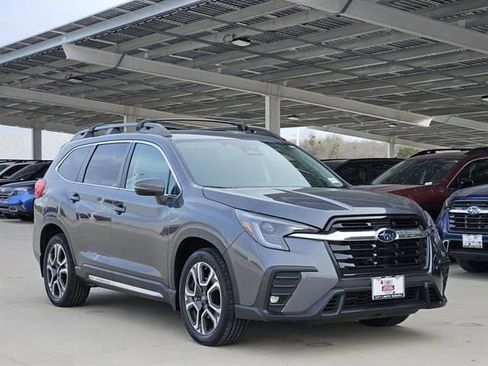 Certified 2023 Subaru Ascent Limited image 2