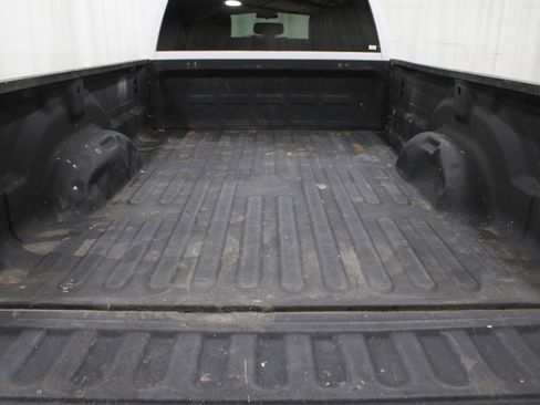 Used 2020 RAM 2500 Tradesman w/ Chrome Appearance Group image 27