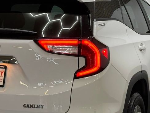 Certified 2023 GMC Terrain SLE w/ Driver Convenience Package image 11