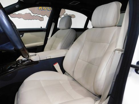 Used 2012 Mercedes-Benz S 550 4MATIC image 35