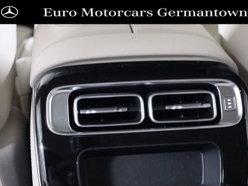 Certified 2023 Mercedes-Benz S 580e 4MATIC Sedan image 37