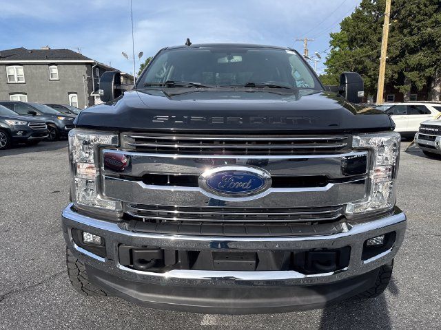 Used 2019 Ford F250 Lariat w/ Lariat Value Package AWD/4WD image 9