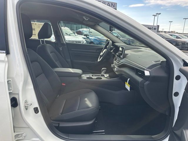 New 2026 Nissan Altima 2.5 SV AWD/4WD image 15