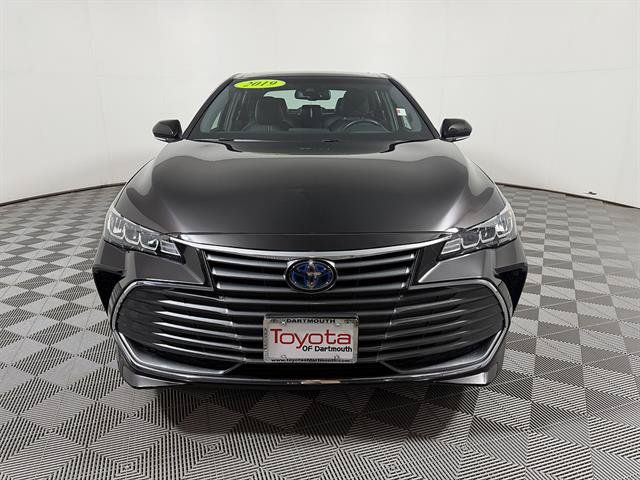 Used 2019 Toyota Avalon XLE w/ Moonroof Package FWD image 2