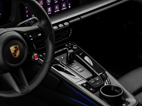 Used 2025 Porsche 911 Carrera image 58