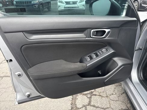 Used 2023 Honda Civic Sport image 10