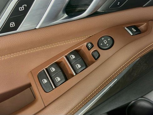Used 2020 BMW X5 xDrive40i AWD/4WD image 18