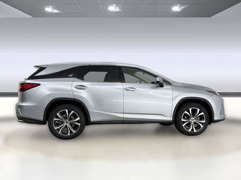 Certified 2022 Lexus RX 350L Premium w/ Premium Package image 8