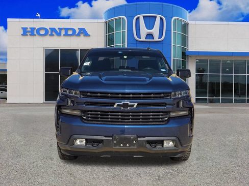 Used 2022 Chevrolet Silverado 1500 RST AWD/4WD image 3