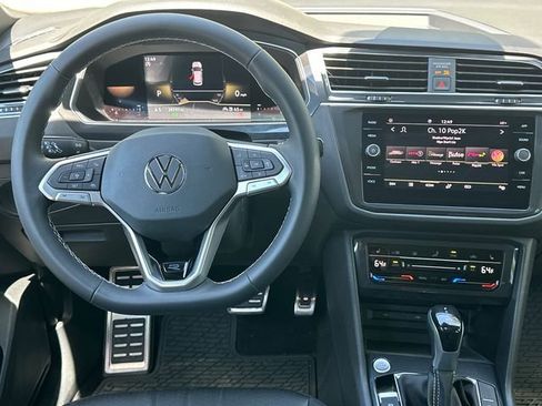 Used 2023 Volkswagen Tiguan SE R-Line FWD image 22