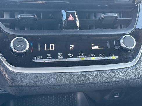 Certified 2023 Toyota Corolla LE image 18