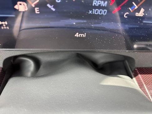 New 2026 Chevrolet Traverse RS w/ LPO, Floor Liner Package image 16