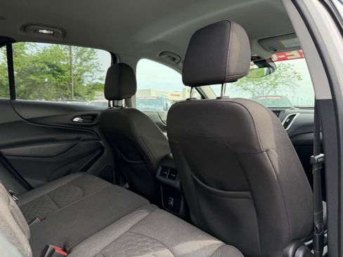 Used 2020 Chevrolet Equinox LT AWD/4WD image 26