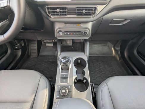 Used 2025 Ford Bronco Sport Badlands image 19