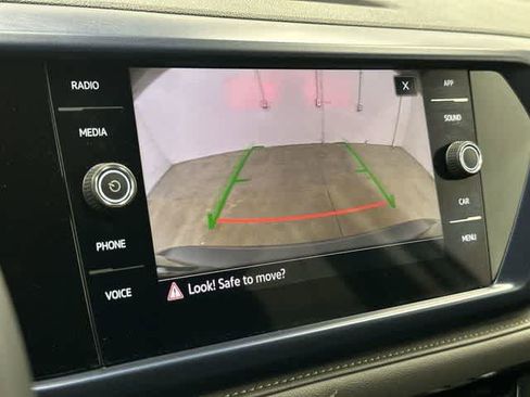 Used 2024 Volkswagen Taos SE FWD image 23