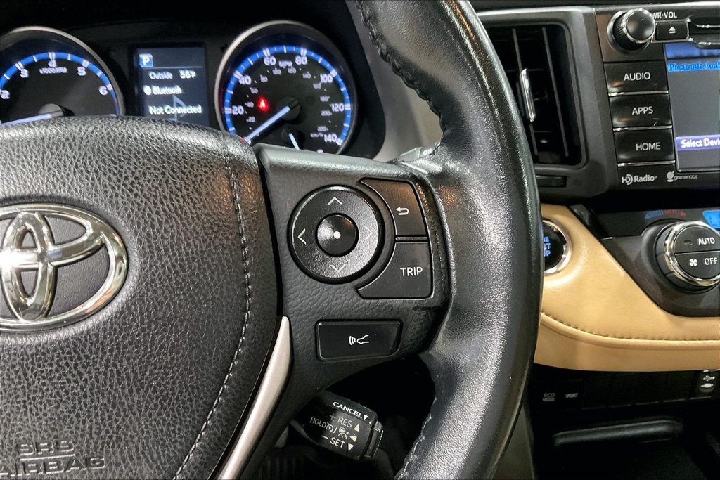 Used 2018 Toyota RAV4 XLE w/ Plus Extra Value Package AWD/4WD image 12