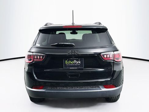 Used 2018 Jeep Compass Altitude image 7