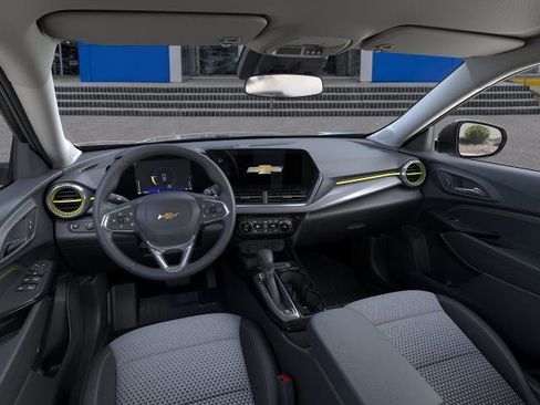 New 2026 Chevrolet Trax LT FWD image 39