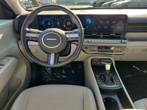 Used 2024 Hyundai Kona SEL FWD image 10