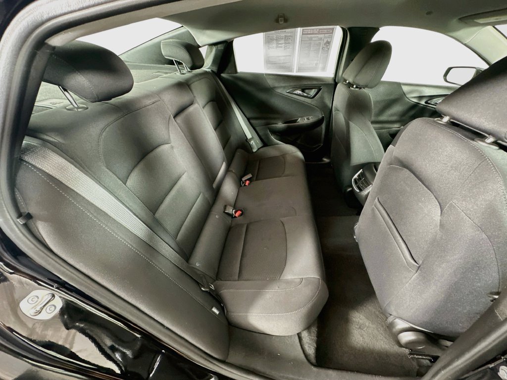 Used 2024 Chevrolet Malibu LT FWD image 35