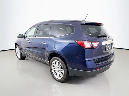 Used 2015 Chevrolet Traverse LT w/ Style and Technology Package FWD image 5
