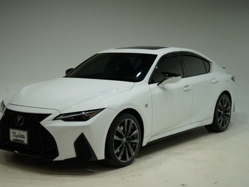 Used 2023 Lexus IS 350 F Sport image 3