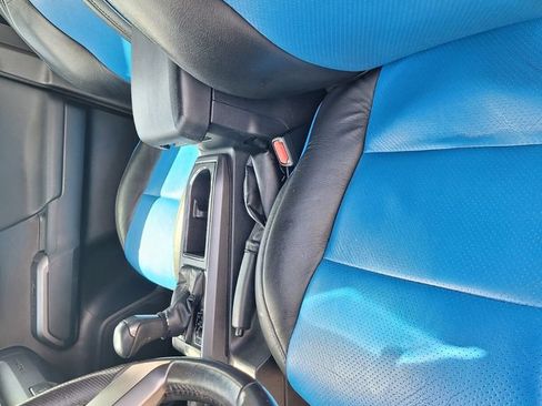 Used 2018 Toyota Tacoma TRD Sport AWD/4WD image 17