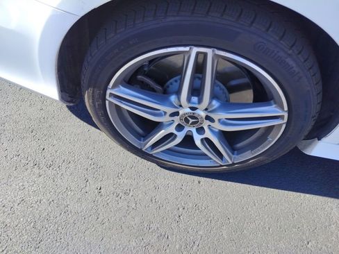 Used 2019 Mercedes-Benz E 450 4MATIC Wagon image 11