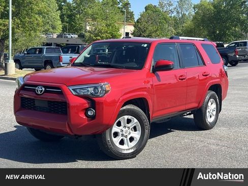 Used 2024 Toyota 4Runner SR5 image 1