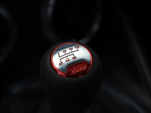 Used 2019 Chevrolet Camaro SS RWD image 12
