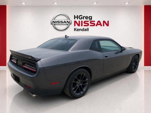 Used 2020 Dodge Challenger R/T Scat Pack RWD image 3