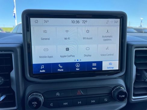 Used 2022 Ford Bronco Sport Outer Banks w/ Tech Package AWD/4WD image 19