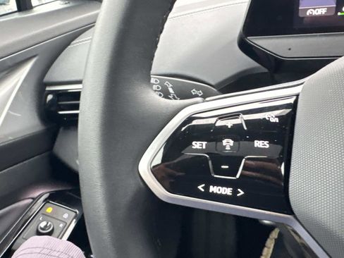 Certified 2024 Volkswagen ID.4 S image 29