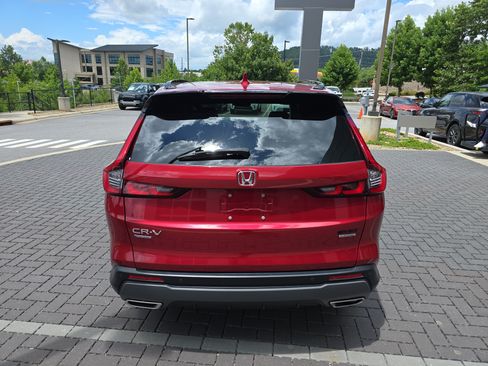 Used 2023 Honda CR-V Sport Touring image 5
