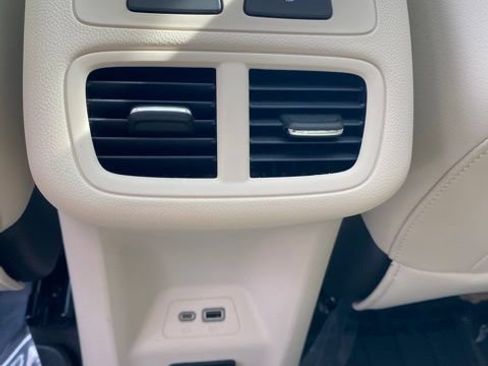 Used 2023 Buick Envision Avenir AWD/4WD image 37