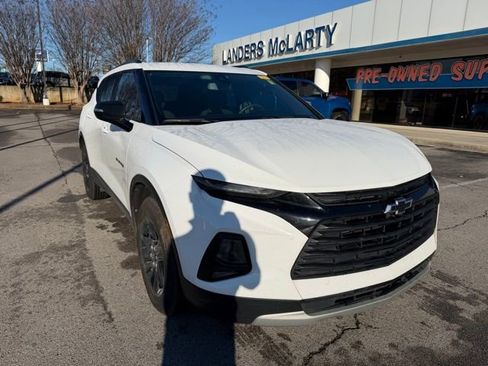 Used 2022 Chevrolet Blazer LT image 2