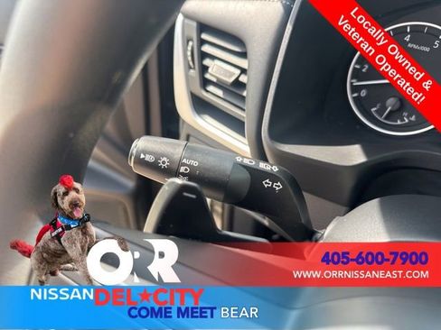 Used 2024 Nissan Rogue S AWD/4WD image 19