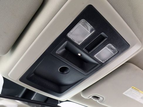 Used 2020 RAM 1500 Express w/ Wheel & Sound Group image 33