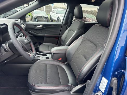 Used 2023 Ford Escape ST-Line w/ Tech Pack #1 image 3
