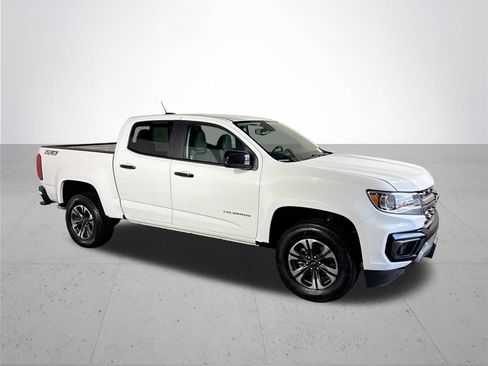 Used 2022 Chevrolet Colorado Z71 AWD/4WD image 4