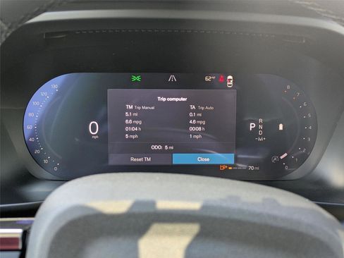 New 2026 Volvo XC40 B5 Ultra w/ Protection Package Premier image 9